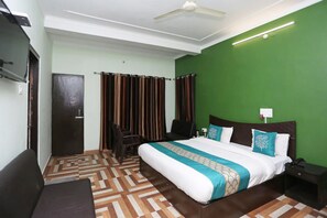 Egyptian cotton sheets, premium bedding, desk, bed sheets