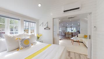 3 bedrooms, desk, iron/ironing board, WiFi