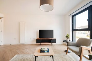 Appartement supérieur, 2 chambres | 1 chambre, ameublement unique, fer et planche à repasser