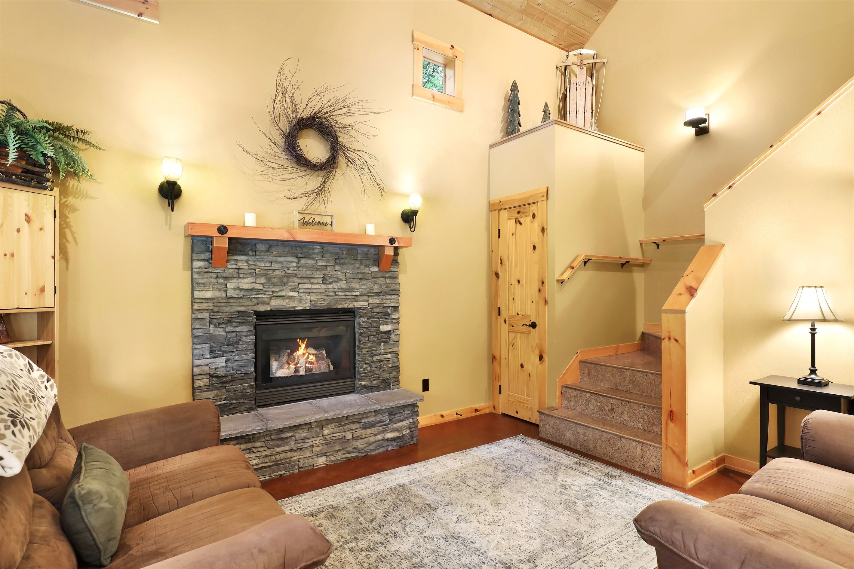 Smart TV, fireplace, DVD player, table football