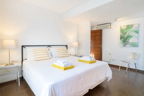 2 bedrooms, in-room safe, iron/ironing board, free WiFi - Villa Marisol, Heated Pool in Los Mojones (Puerto del Carmen)