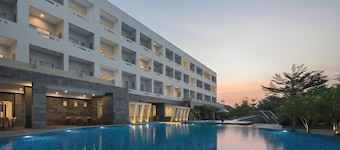 Pollos Hotel & Gallery Rembang
