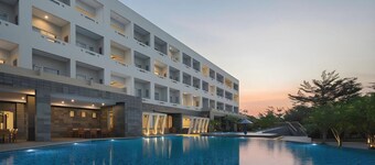 Pollos Hotel & Gallery Rembang