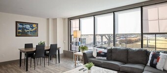 ⍟ Midtown 2 bedroom Apartment ⍟