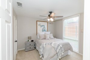 4 Schlafzimmer, Bügeleisen/Bügelbrett, WLAN