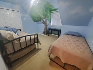 4 bedrooms, WiFi, bed sheets