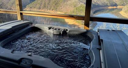 Hot Tub/Covered Deck With Mountains & Lake Views - Quiet - Fragrance Free