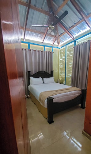 2 bedrooms