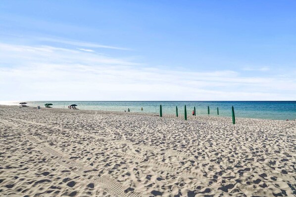 Una playa cerca