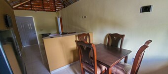 Bright Sun Village - Lirios