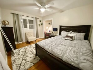 2 bedrooms, desk, iron/ironing board, travel crib