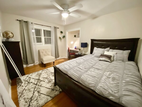 2 bedrooms, desk, iron/ironing board, travel cot