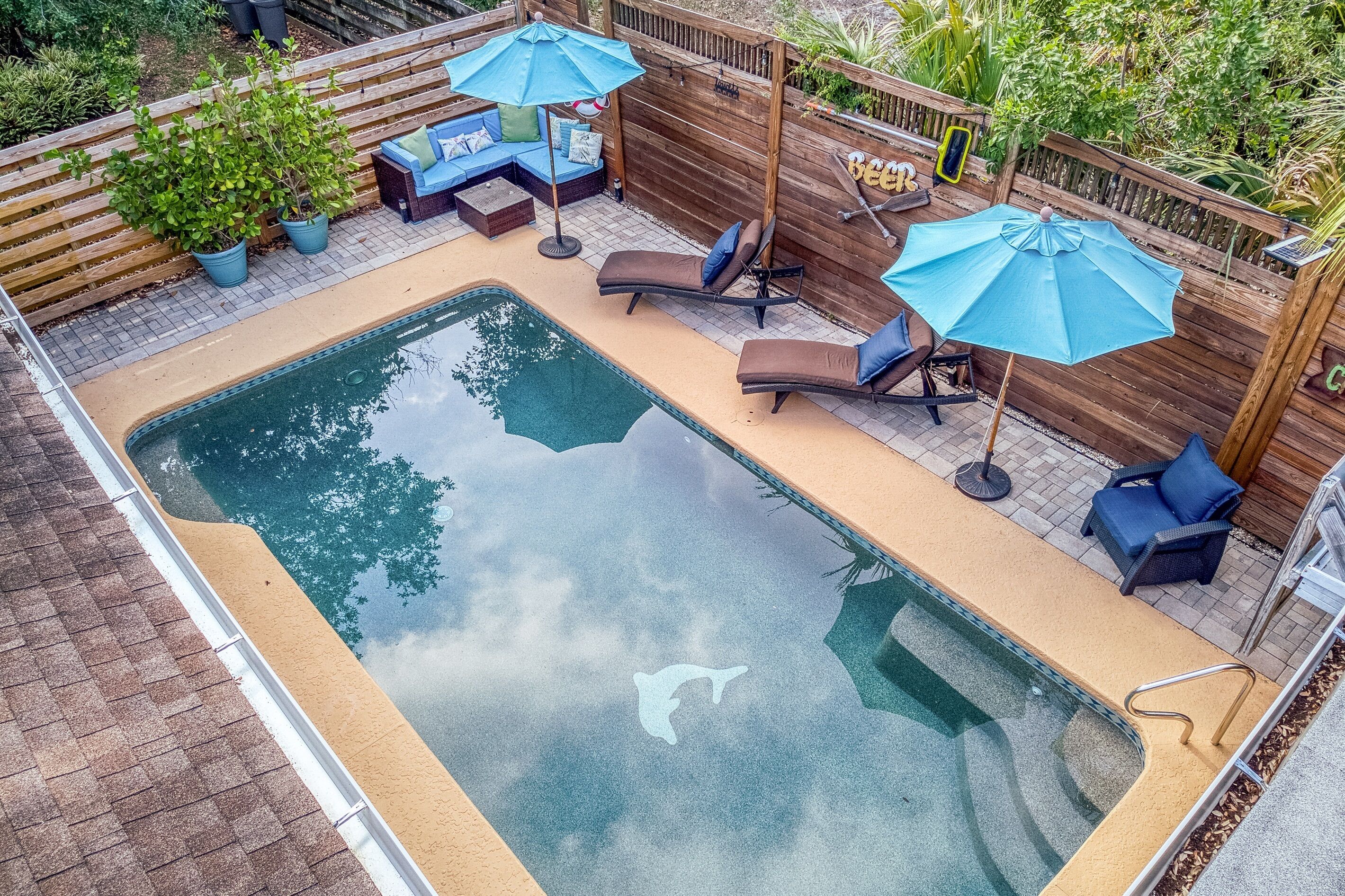 Tranquil retreat with heated pool - 4mi to beaches