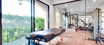 Luxury Resort Style Hollywood Hills Villa