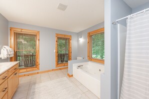 Shower, jetted bath, towels - Cozy Chalet by Lake & Slopes w/ Dock & Fire Pit (McHenry)