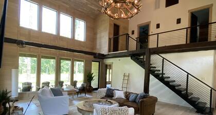 The Tobacco Barn Home - Secluded Lake View Home on over 500 acre estate