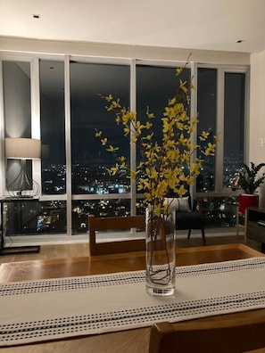 Fridge, microwave, oven, stovetop - Yellow & Blue Apartment HP - Sur (Ciudad de México, CDMX,)