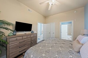 3 bedrooms, iron/ironing board, free WiFi, bed sheets