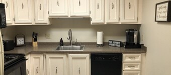 308 Bear Unit - Minutes from downtown Kenai just two blocks from the beach!