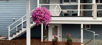 308 Bear Unit - Minutes from downtown Kenai just two blocks from the beach!