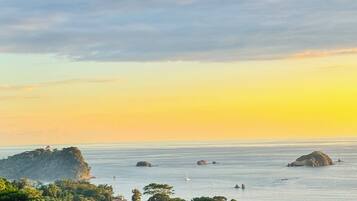 Beach nearby, beach towels