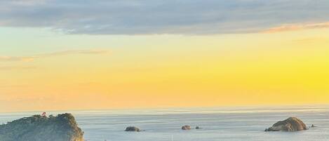 بالقرب من الشاطئ، مناشف للشاطئ