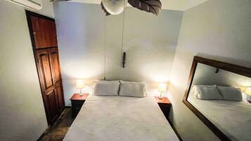 1 bedroom, in-room safe, free WiFi, bed sheets