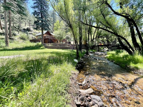 The Dam Overlook  • 3 Min Walk to the Lake • Hot Tub • Game Room