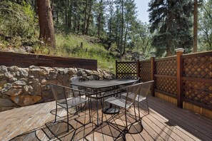 屋外ダイニングエリア