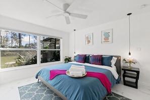 7 bedrooms, desk, iron/ironing board, free WiFi