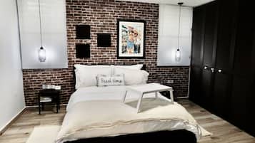 3 soveværelser, skrivebord, strygejern/strygebræt, weekendseng