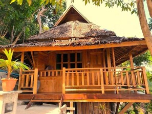 Exterior - Phi Phi Phu Chalet Beach Resort (Ko Phi Phi)