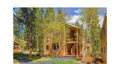 Elegant 2-bedroom McCloud Condo in Incline Village