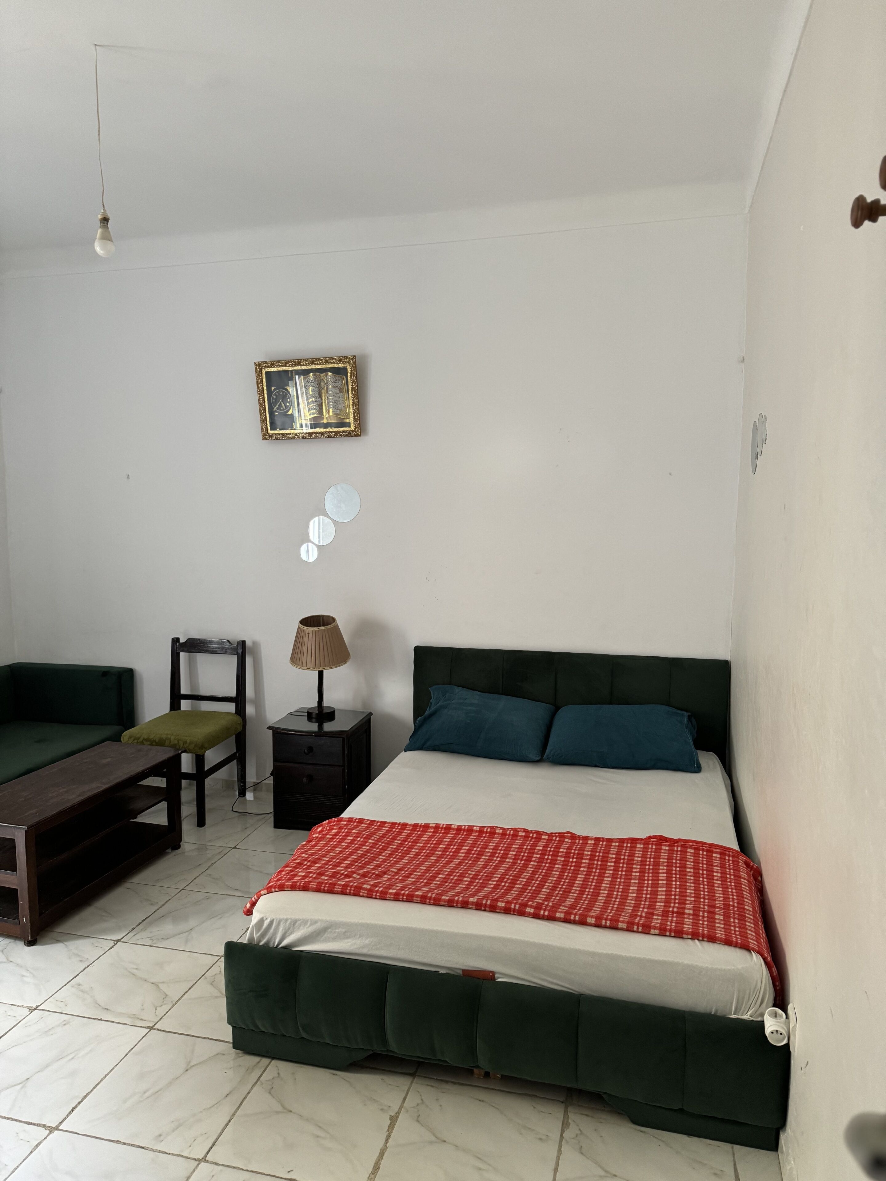 1 bedroom, in-room safe, free WiFi, bed sheets