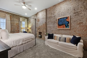 2 Schlafzimmer, Schreibtisch, Bügeleisen/Bügelbrett, WLAN