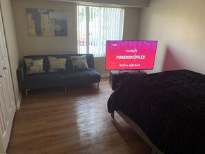 1 室のベッドルーム、WiFi