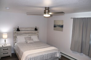 1 chambre, fer et planche Ă repasser, Wi-Fi gratuit, draps fournis