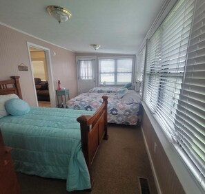 2 habitaciones, wifi gratis y ropa de cama