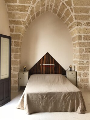 1 Schlafzimmer, Bügeleisen/Bügelbrett, Bettwäsche