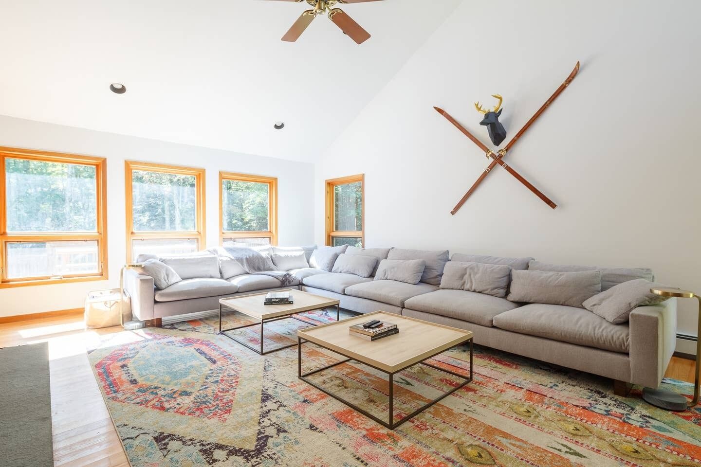HUNTERHAUS - Secluded 4-acre Estate