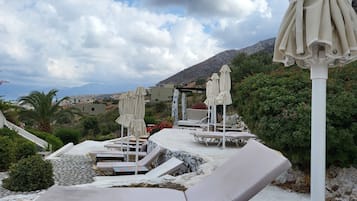 Apartment, 1 Bedroom, Balcony, Garden View | Sun deck