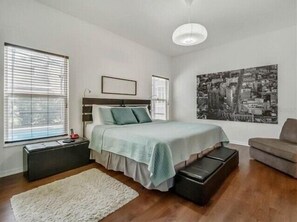 5 bedrooms, soundproofing, iron/ironing board, free WiFi