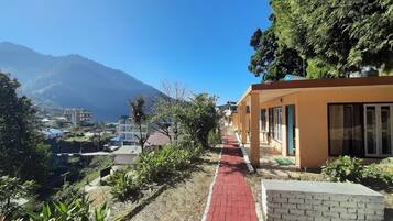 Room, 1 Bedroom, Smoking, Patio | Property grounds