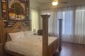 3 bedrooms, iron/ironing board, WiFi