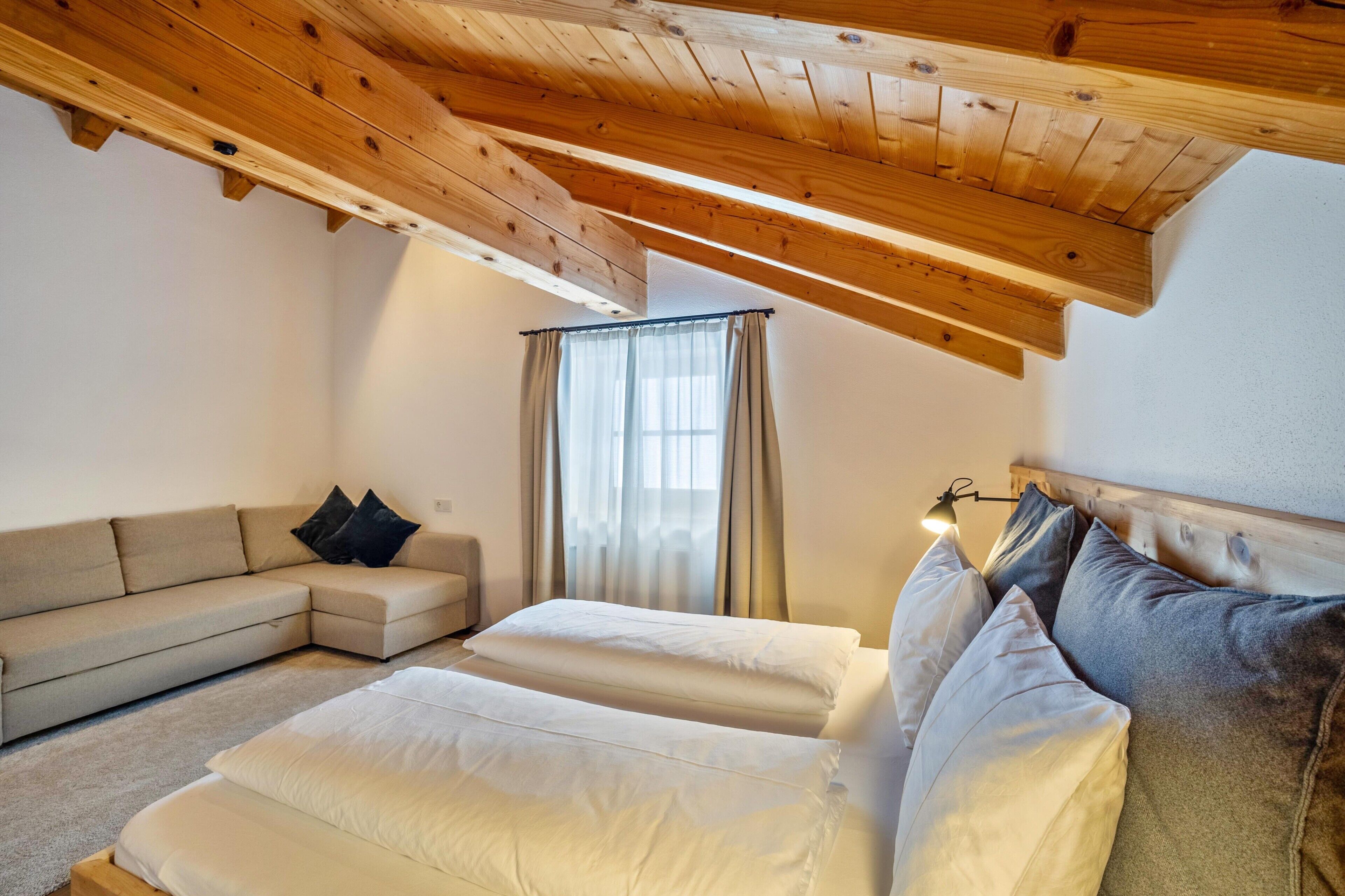 1 camera, Wi-Fi gratuito, lenzuola