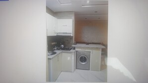 Unclassified image, 4 of 8, button - Magnificent, Refurbished Apartment in the City Center (Martil)