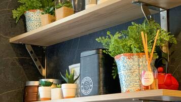 Apartment | Private kitchen | Fridge, oven, stovetop, electric kettle