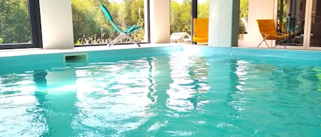 Piscine intérieure, piscine chauffée