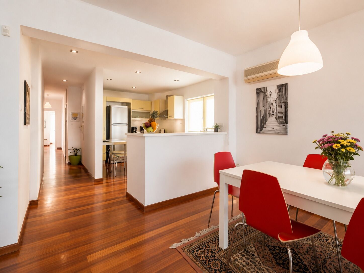 Departamento, 2 habitaciones, balcón, vista al océano | Comedor