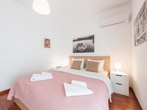 Apartment, 2 Bedrooms, Balcony, Ocean View